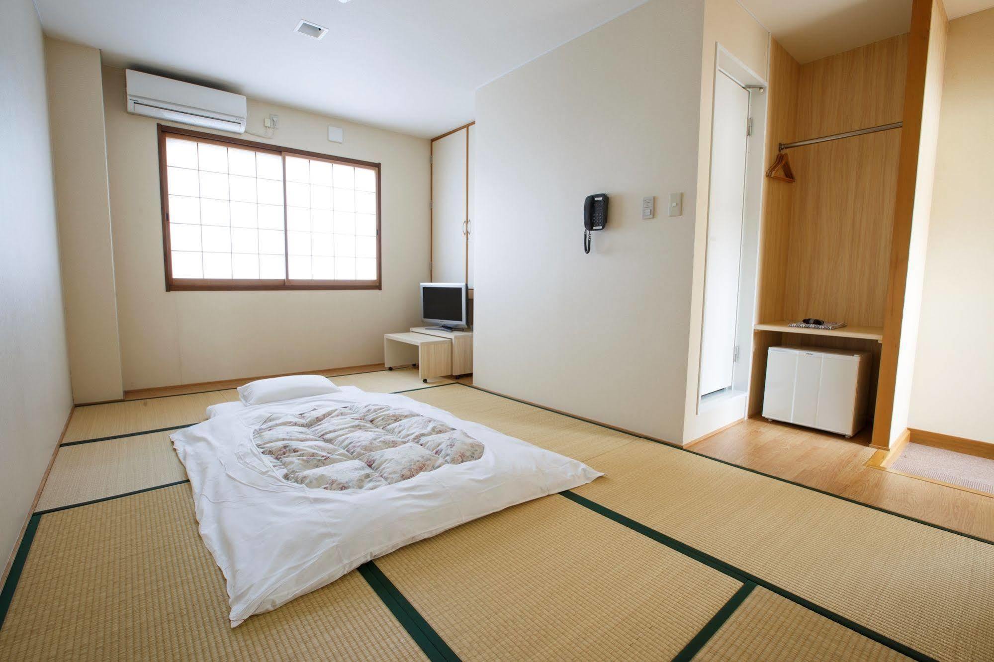 Business Inn Umesaki - Vacation Stay 63382V Nagasu Extérieur photo